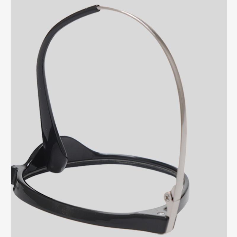 LC9107 51-18-148 Flexible Memory Titanium Retro Wide Frame Glasses